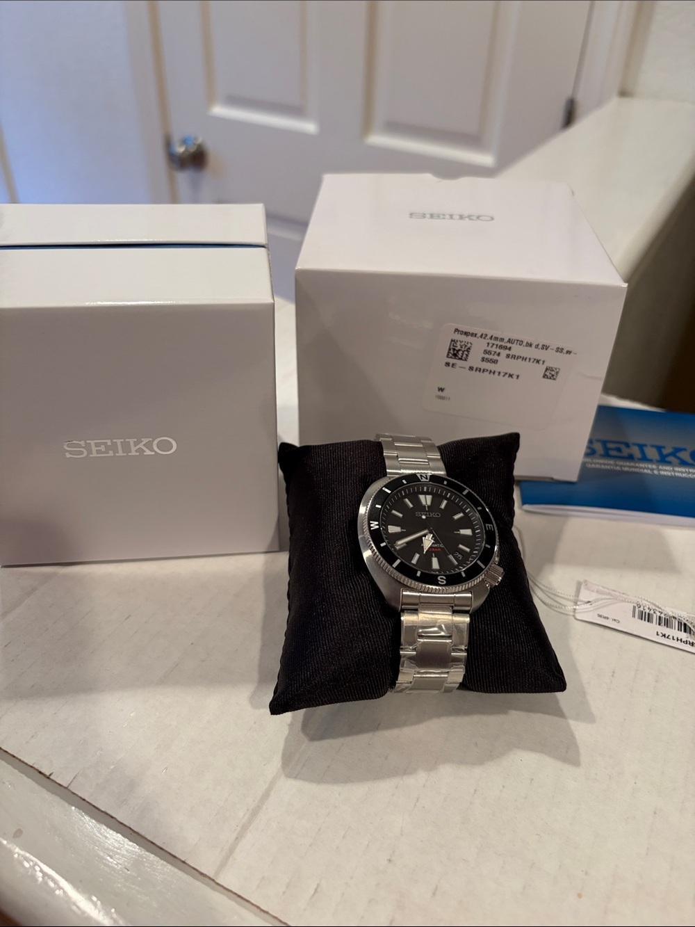 Seiko Men's Prospex Silver Stainless Steel Watch with Black Dial 42.4mm
